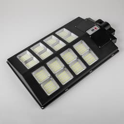 Lampa solara stradala, cu telecomanda, senzor de miscare si lumina, suport prindere, 640 LED-uri, IP65, ABS, 20AH, 400W, temperatura culoare 6500K, 59.7x34.8x7.2 cm, autonomie 10-12 ore, negru 4