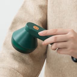 Aparat Pentru Curatat Scame, Par Si Praf,, Pentru Diferite Tipuri De Material, Cu Lame Din Otel Inoxidabil, Incarcare Prin USB Type-C, Cu Perie De Curatare si Cablu USB Incluse, Verde, 135 x 75 mm 3