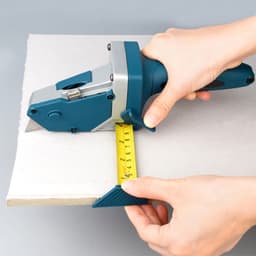 Instrument Manual pentru Bricolaj,, Ruleta Incorporata, Taiere Gips si Carton, 23x7 cm, Albastru 3