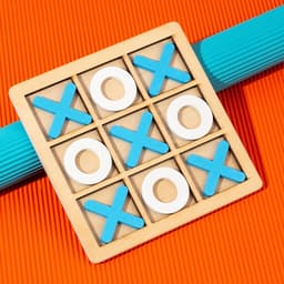 Jucarie Montessori Tic Tac Toe,, Educativa, Interactiva, din lemn, X si O, 9 Piese, 14.3x14.3 cm, Albastru Alb 3