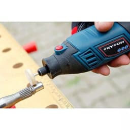 Polizor drept cu 40 accesorii 170W TRYTON 7
