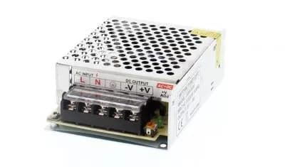 Sursa in comutatie AC-DC 30W 5V 6A WELL 143x59x40mm