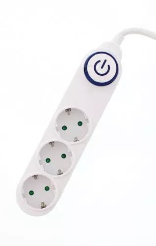 Prelungitor 3 prize 5m alb cu intrerupator cablu 3xG1.5mmp Well