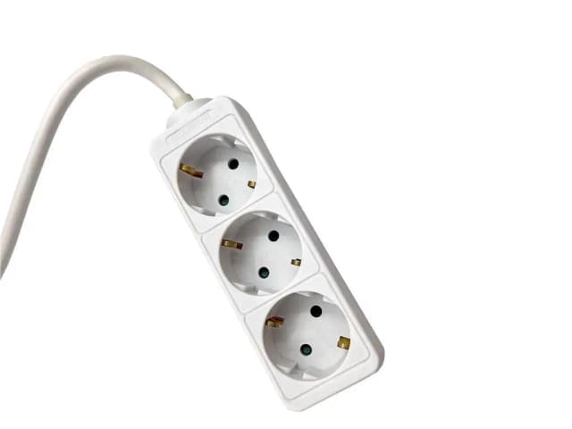 Prelungitor Well 3 prize 1.5m cablu 3x1.5mmp 3500W 16A EXTS-3S1.5M/04-WL